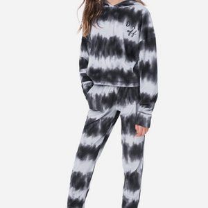 NWT 7 8 JUSTICE tie dye hood pajamas easter christmas spring winter loungewear